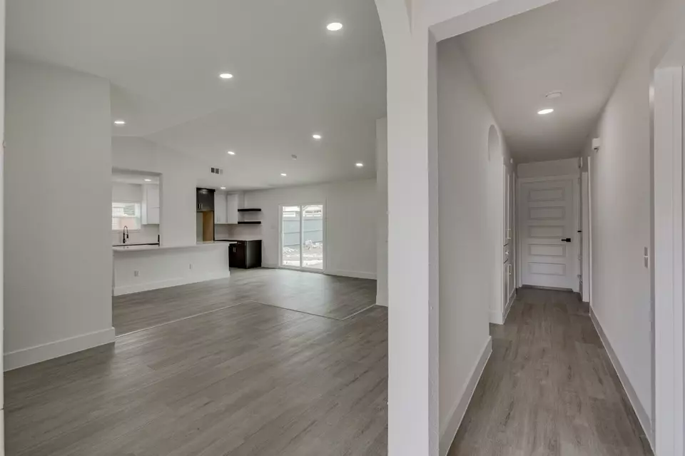 Entry Way - 4709 Ancilla Dr, Garland, TX 75042 photo 1 of 1