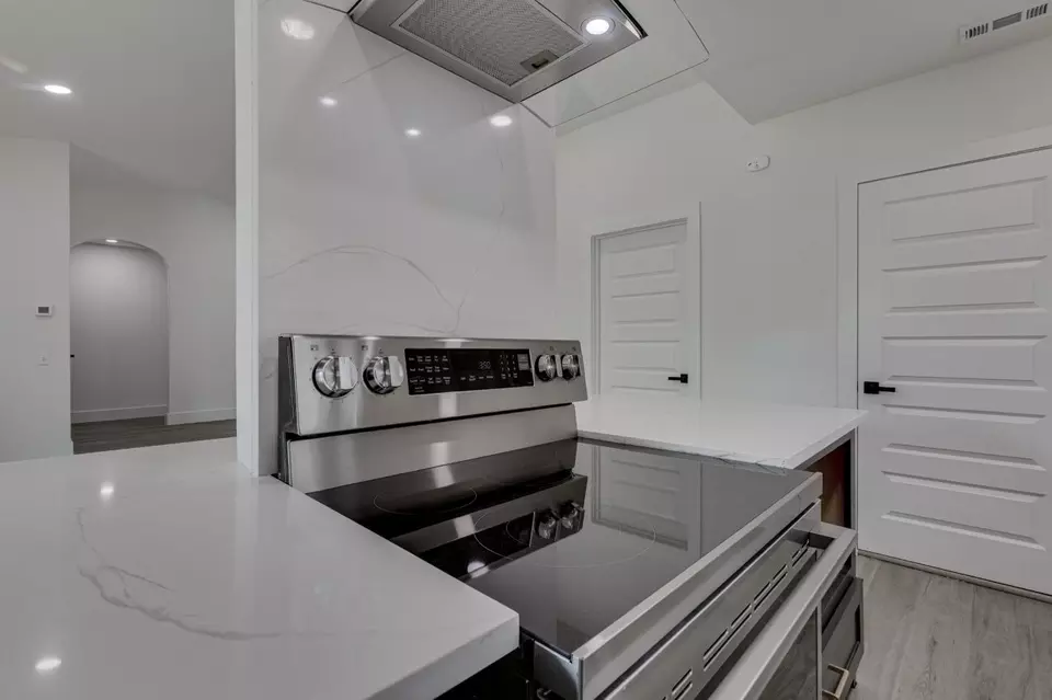 Kitchen - 4709 Ancilla Dr, Garland, TX 75042 photo 4 of 4