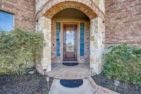 403 Sodbury Ct, Roanoke, TX 76262