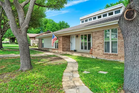 8724 Township Ct, Fort Worth, TX 76179