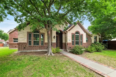 6044 Teton Dr, Mesquite, TX 75150