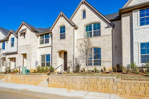 6815 Robert Reed Dr, Arlington, TX 76001