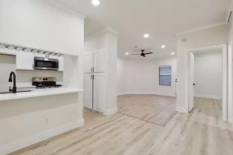 7340 Skillman St #107, Dallas, TX 75231