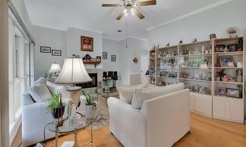 Living - 308 Greystone Dr, Lorena, TX 76655 photo 4 of 4
