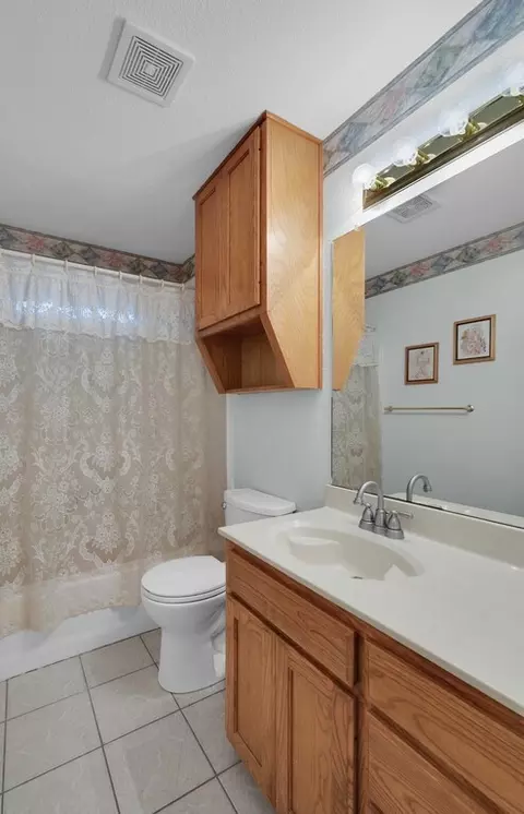 Bath - 308 Greystone Dr, Lorena, TX 76655 photo 3 of 3