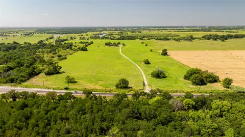 12520 Fm 455 E, Pilot Point, TX 76258 photo 23