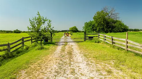12520 Fm 455 E, Pilot Point, TX 76258 photo 7