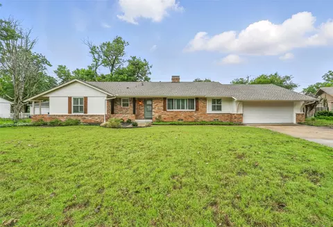 2705 Shelby St, Garland, TX 75041