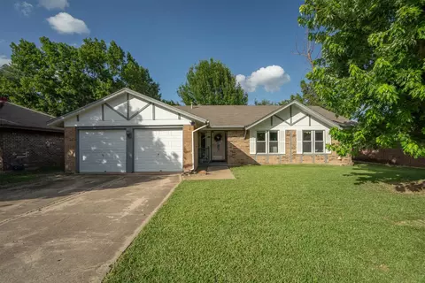 7012 Declaration St, Watauga, TX 76148