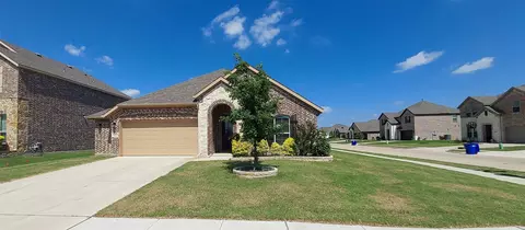 912 Newberry Ln, Royse City, TX 75189