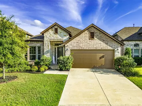 1104 Putman Dr, Mckinney, TX 75071