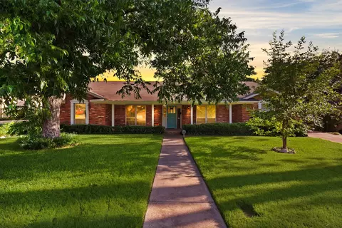 7329 Yolanda Dr, Fort Worth, TX 76112