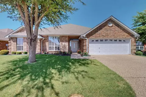 1115 Cresthaven Dr #13, Cedar Hill, TX 75104