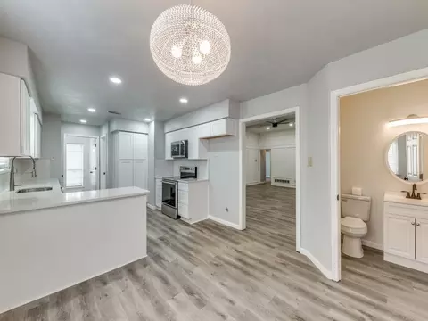 810 Serenade Ln, Richardson, TX 75081