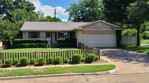 1241 Cypress Dr, Richardson, TX 75080