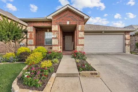 2316 Cavalry Dr, Fort Worth, TX 76177