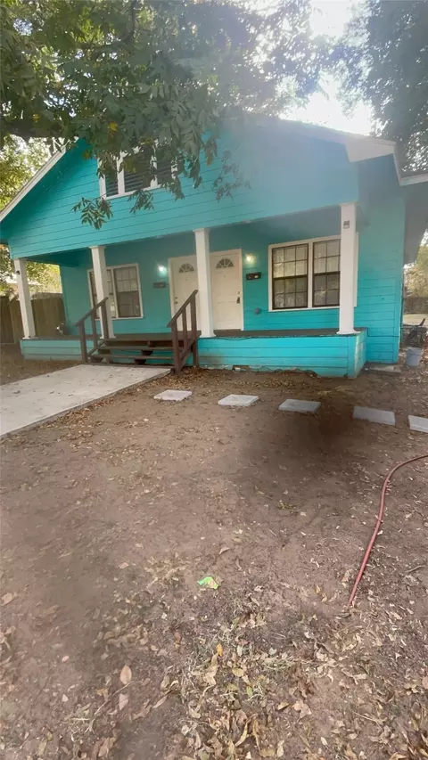 836-838 E Price St, Paris, TX 75460