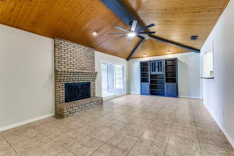 1902 Vassar Dr, Richardson, TX 75081
