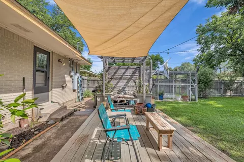 Exterior - 2113 Trinity Dr, Waco, TX 76710 photo 7 of 11