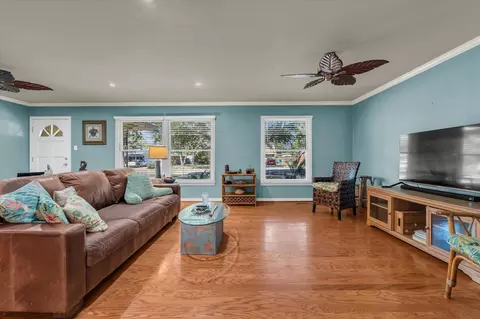 Living - 2113 Trinity Dr, Waco, TX 76710 photo 1 of 1