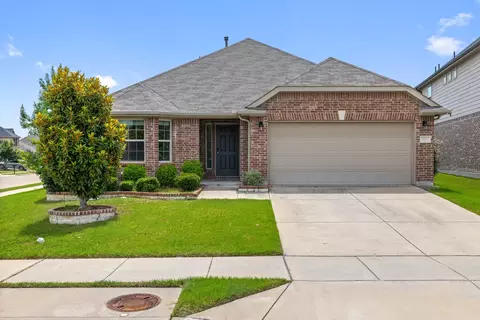 920 Kinghaven Dr, Little Elm, TX 75068