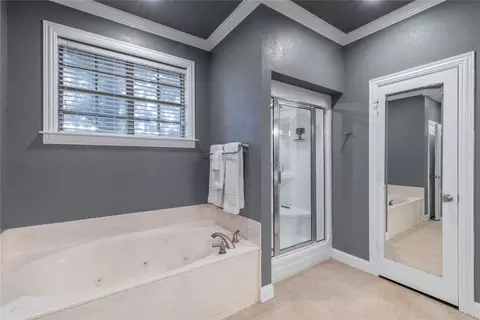 Bath - 320 Rustic Oaks, Combine, TX 75159 photo 1 of 5