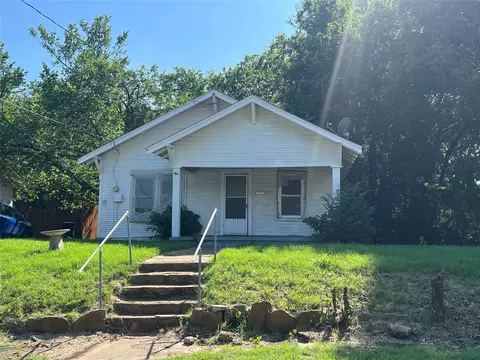 512 N Lee Ave, Sherman, TX 75090