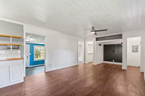 310 E 3rd St, Mount Pleasant, TX 75455 photo 35