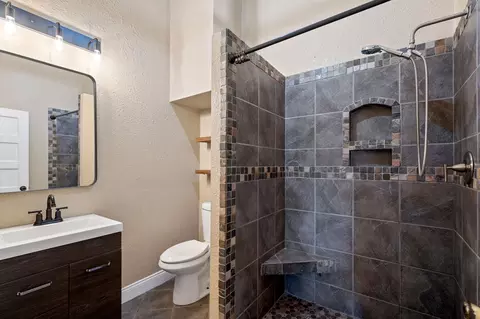 310 E 3rd St, Mount Pleasant, TX 75455 photo 30