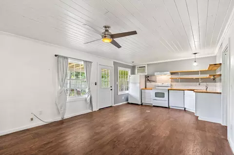 310 E 3rd St, Mount Pleasant, TX 75455 photo 33