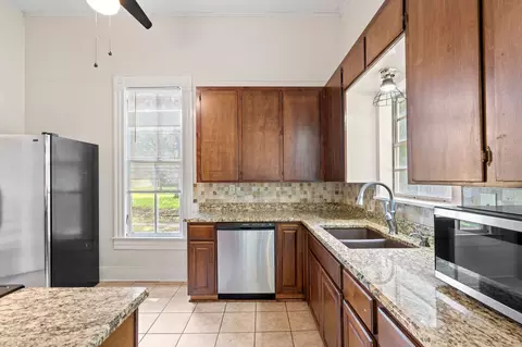310 E 3rd St, Mount Pleasant, TX 75455 photo 24