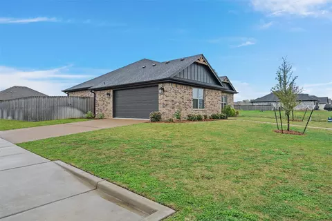 5500 Black Horse, Waco, TX 76708 photo 2