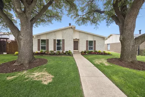 5109 Bartlett Dr, The Colony, TX 75056