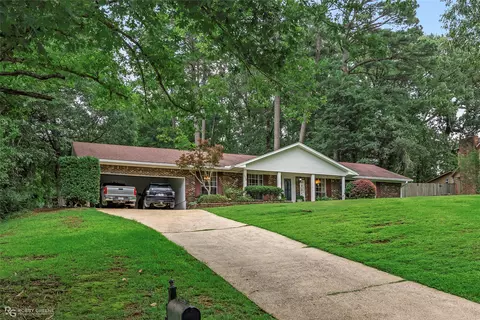 1112 Franklin St, Minden, LA 71055 photo 3