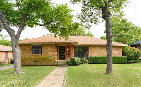 2542 Woodmere Dr, Dallas, TX 75233