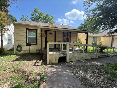 7032 Wofford Ave, Dallas, TX 75227