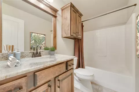 Bath - 105 Windsor Dr, Forney, TX 75126 photo 2 of 2