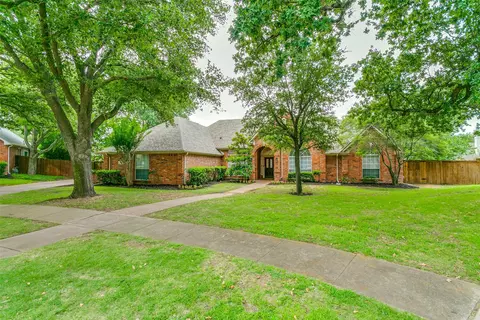 308 Waterford Ct, Southlake, TX 76092