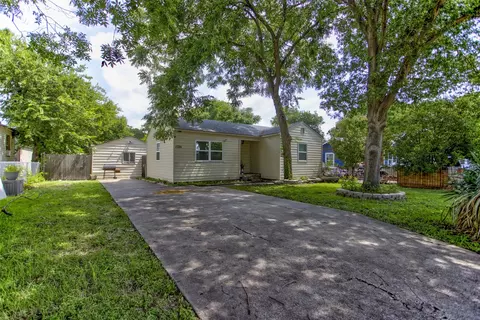 1725 Engle Ave, Dallas, TX 75224