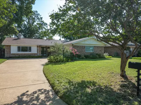 3207 Lynnwood Dr, Arlington, TX 76013