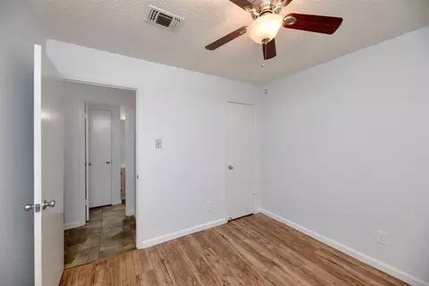 Bedroom - 308 Crowe Dr, Euless, TX 76040 photo 5 of 5
