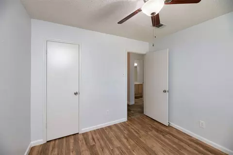 Bedroom - 308 Crowe Dr, Euless, TX 76040 photo 3 of 5