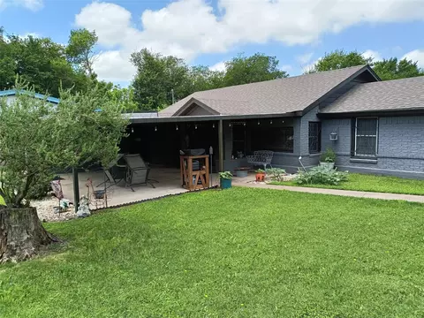4412 Michigan St, Bellmead, TX 76705