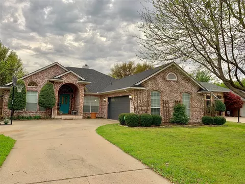 1507 Bridge Water Ln, Mansfield, TX 76063