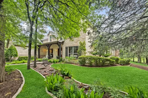 214 Lago Grande Trl, Lucas, TX 75098
