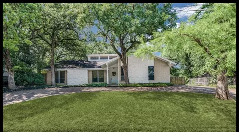 5016 Kemble St, Fort Worth, TX 76103