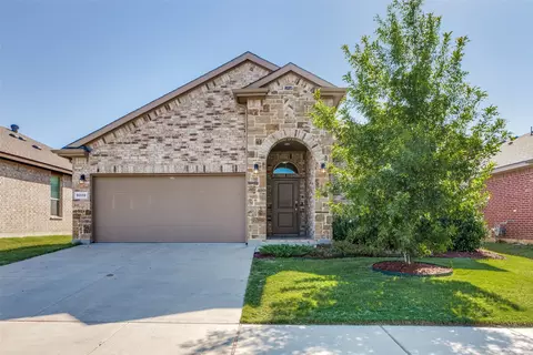 9020 Sycamore Leaf Dr, Fort Worth, TX 76179