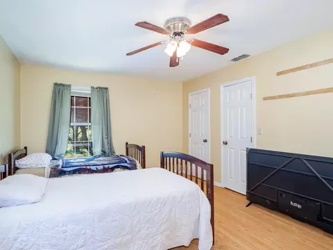Bedroom - 151 Cheyenne Dr, Bangs, TX 76823 photo 4 of 5