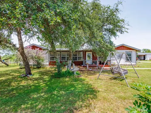 151 Cheyenne Dr, Bangs, TX 76823