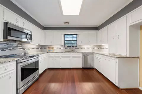 2804 Chimney Hill Dr, Waco, TX 76708 photo 11